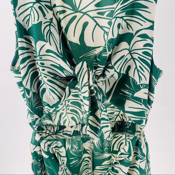 Show Me your MuMu Monstera Romper - Picture 7 of 16